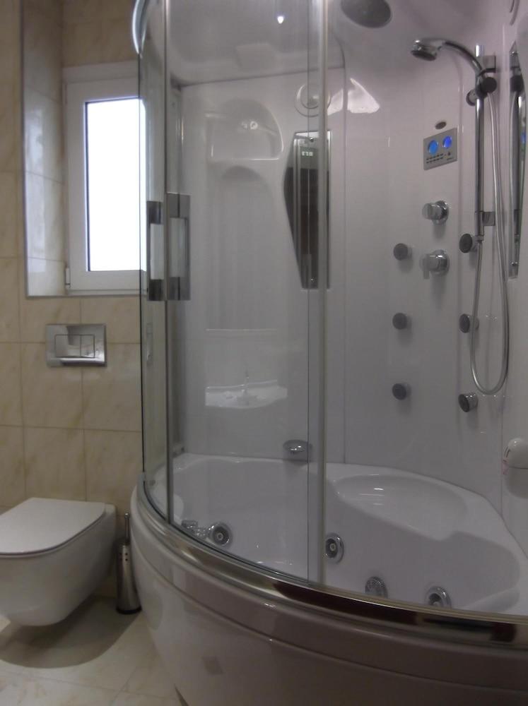 Hotel Mariana 2*